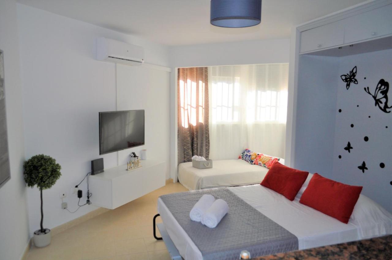 Studio In The Center Of Torremolinos Apartment Exterior photo
